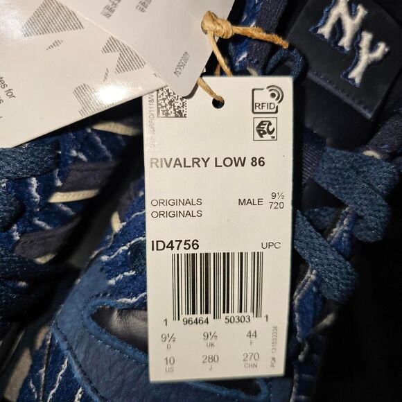 Adidas Men's New York Yankees Rivalry Lows - Picture 5 of 6